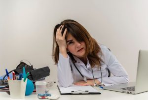 enfermeira com burnout